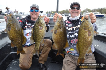 8B243AAA-D4D0-415E-8E3B-9A68A0739962