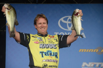 8B251846-04A1-46BD-892F-88EB3701BA56