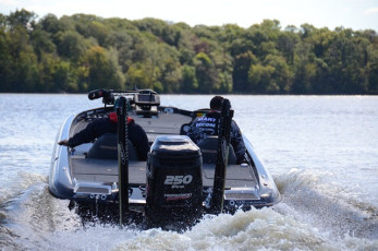 8B652147-5459-475B-B6A3-E69D42A04C79