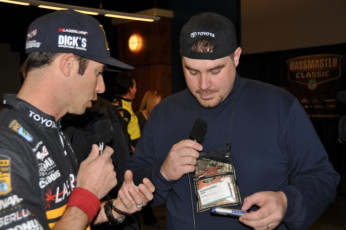 8BE33EFB-4EB7-46A2-83B7-D23681DD7539