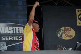 8C27844E-8D6E-46C1-BADD-76CA68E00041