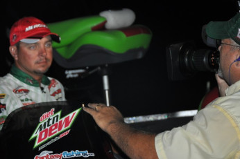 8C8BE961-E320-4AA0-8340-4E79FC057E32