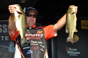 8CC7C001-322B-4246-96E8-DF4F1A23B4D6