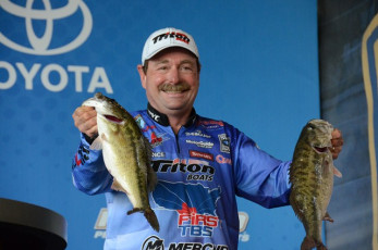 8D5AEF47-5A1A-407B-98D1-103B91DB75CF