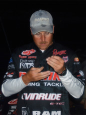 8DCB7A19-F509-49A1-8A8F-CD617F052C2A