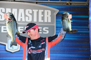 8E03C947-5631-4F0D-B8B4-7EF3B620678B