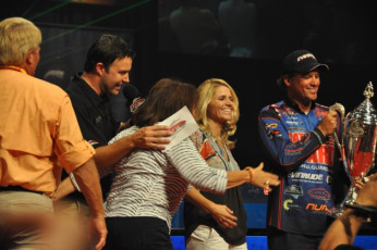 8E652C3E-41CF-4A19-A190-000BBBABCCCE