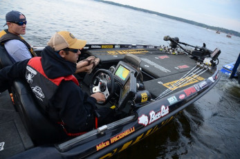 8E6A1FEA-798B-4B9A-ADE6-F656A5C64A83