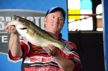 8EA61E22-0E0A-4971-B7AB-FFEE967D2DC0