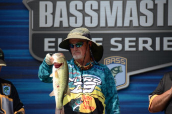 903B6476-987D-46D3-A615-BC4F25A17A2B