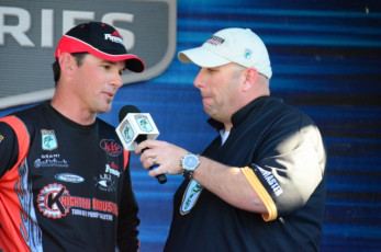 9061F1D6-97C9-45B8-9EFA-A45F3D368AFD