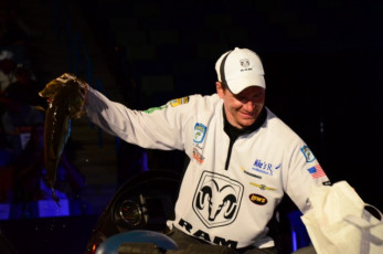 90C13984-7789-4D67-843D-ED9C06BF6DA1