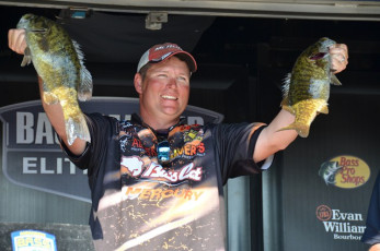 921E6DAD-F173-4E10-B432-04A88EE6ED4E