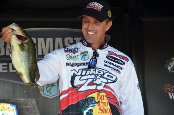 935FC759-BAF4-4B15-88EF-36F4D28DDDD8