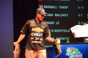 9400FA8C-52CB-4BF5-9592-3AEB78A8DADA