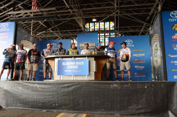 940AAD9A-75B5-4161-8051-B8E151210C2B