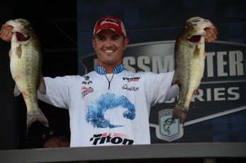 946B8BDC-35A9-4617-8E2B-7059A0FA9961