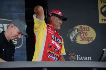 951C5426-1A27-4EA4-A8E0-B0B19B1D4B75