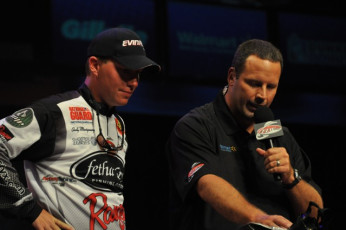 954C16D5-B1A3-41FF-86E9-15318D36261F