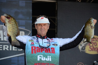 9578A9FF-9B66-4F13-A2E8-10CDFE916621