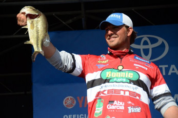 962AFAC1-ACB9-4949-83B3-1F47F923155D