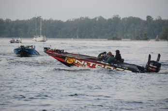 9630C0F9-319E-423A-A956-D792EE312959