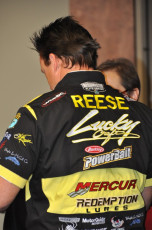 964BF933-B6F3-4815-A4EE-AF264D7A5201