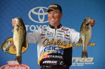 968A1E9E-2F58-4E17-8B7C-B474385B0BCE