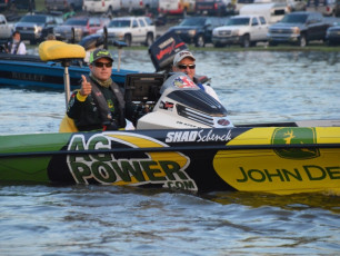 96FEEA59-3157-4E49-9318-A4D3597FB538