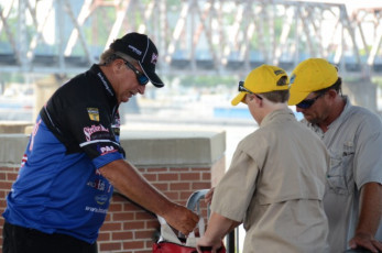 972BCFB2-40AC-4F39-9379-DEFD7740ED24