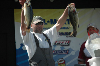 97510758-8B5D-4EA4-A402-2FCE68D23F63