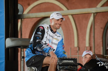 97DF0745-16CE-4553-9262-AD4233C206D7