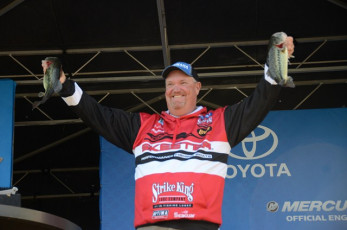 97F0126B-9D4F-408E-B9D2-A22E31BDAA0F