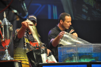 97F61369-FB98-4CCE-9DED-C78E5C93BEF8