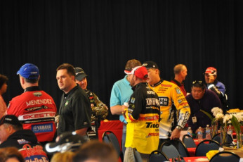 9882CBF6-F739-4353-A3F3-5BBFDF4604B7