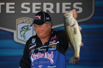 98B8F349-1137-4331-9CEF-13BC2D8C85C5