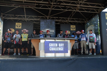 98CDA68F-B5CE-46F3-BA2F-040949BCDD50