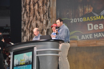 99911EDE-F8ED-4633-B212-D1FC485FF7D1