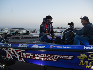 99F664CF-4F1E-425C-953C-D34605DCA1D3