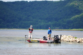 9A393911-E1E3-4528-80AE-6FF5D533A9D2