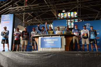 9A82A701-17B4-40D8-A36B-72AD11D69605