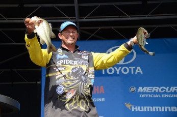 9B76FED5-85AD-41BC-8E51-4EA42AC8E8CC