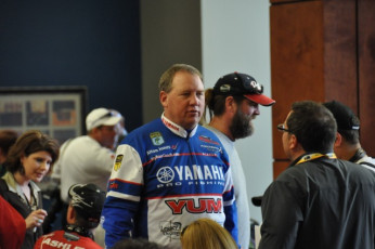 9B884867-6455-449C-99BA-3D382A543465