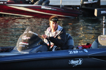 9BB34CAD-8221-4F61-974E-91084F31EB62