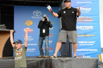 9BCF84FE-2481-4247-AA12-8546B9342F89