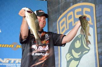 9BE893E9-3892-46BE-959E-148F8CFC1764