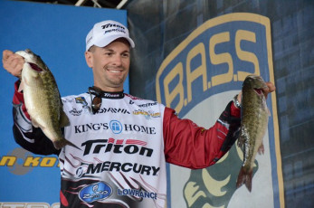 9CAC98D4-5C28-4F55-B5D7-E20C751858F3