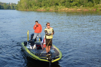 9D035CE8-A0D4-4702-87C9-80C1A838FF1C