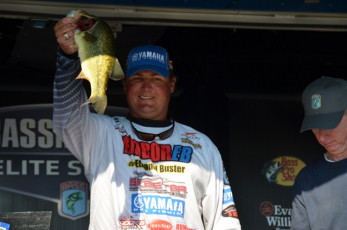 9D2CC20D-303B-4E40-8F1C-7EF2BE61F3CF