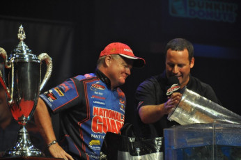 9D61AD39-CB8B-4828-AE76-5708C4C2E5FC